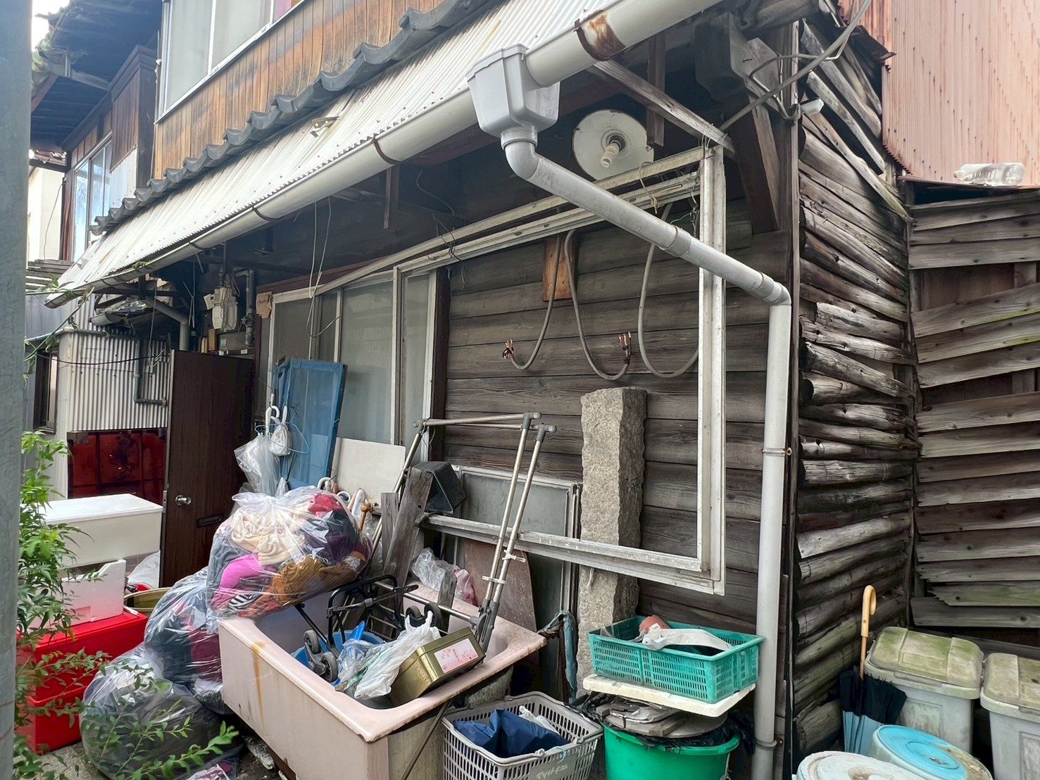 佐賀市の解体工事・解体業者なら創業24年の井手解体実業 | 