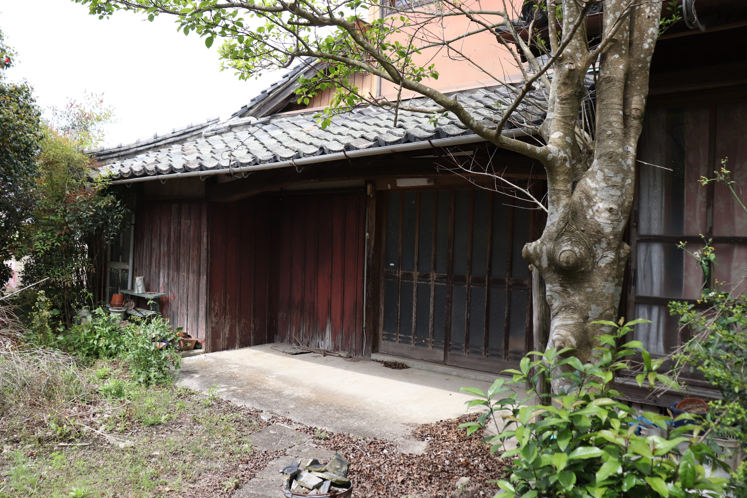 佐賀市の解体工事・解体業者なら創業24年の井手解体実業 | 
