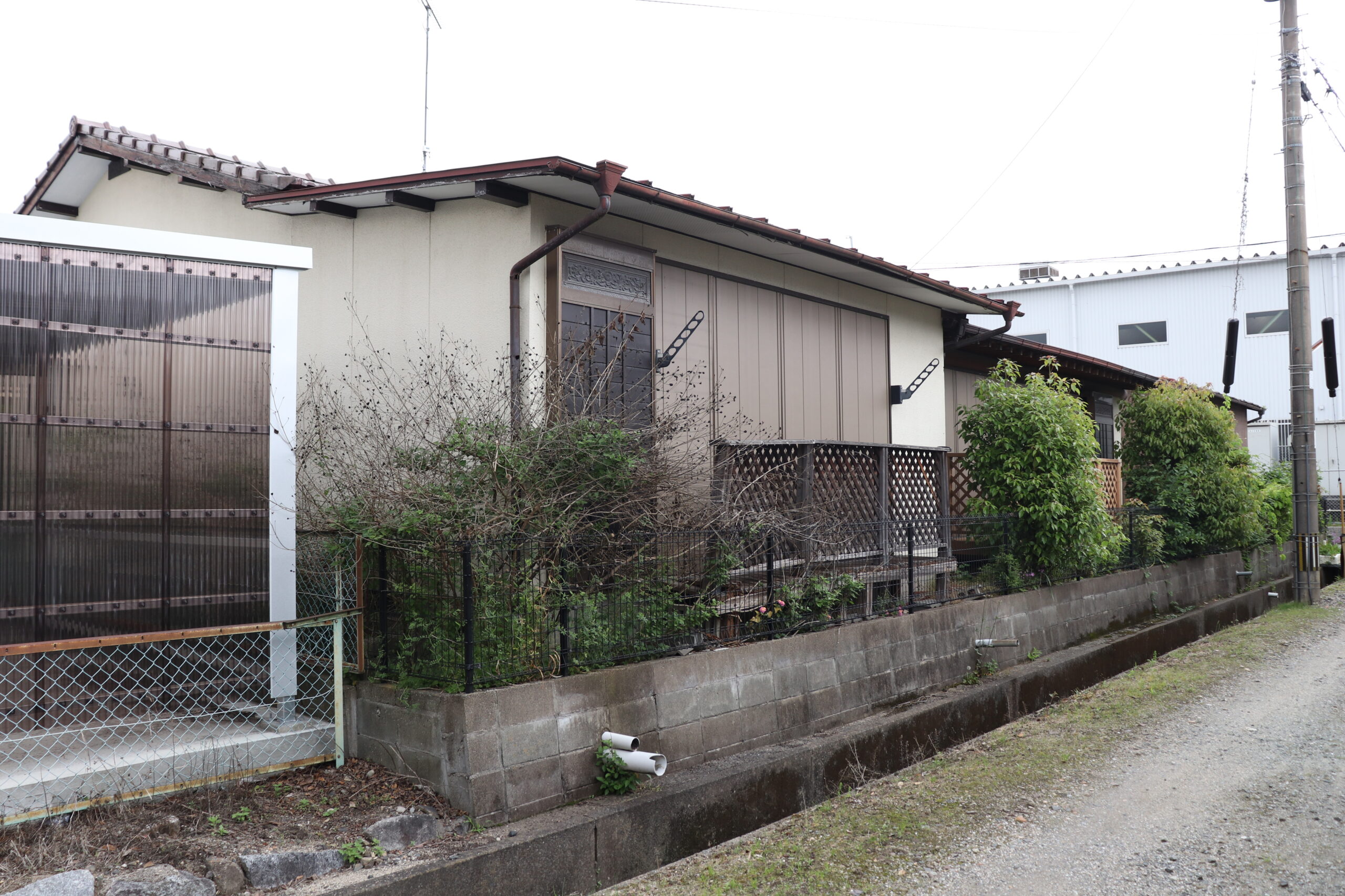 佐賀市の解体工事・解体業者なら創業24年の井手解体実業 | 