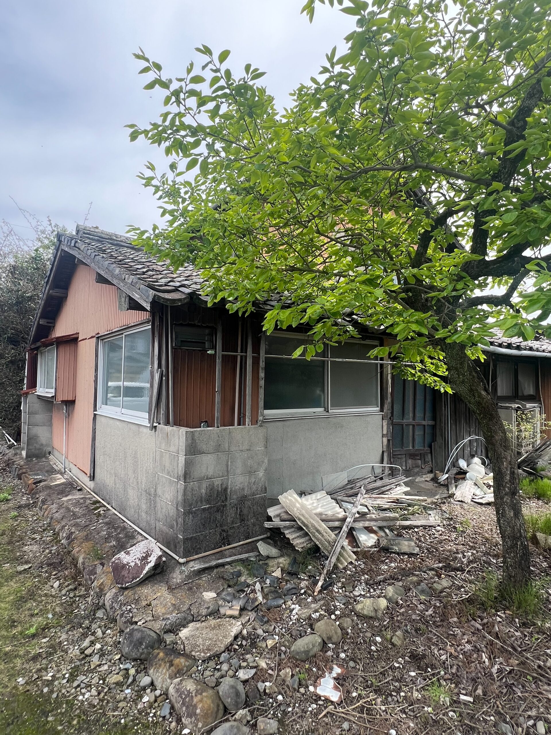 佐賀市の解体工事・解体業者なら創業24年の井手解体実業 | 